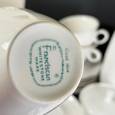 LOT 132K: Franciscan White Stone Wear Dishes