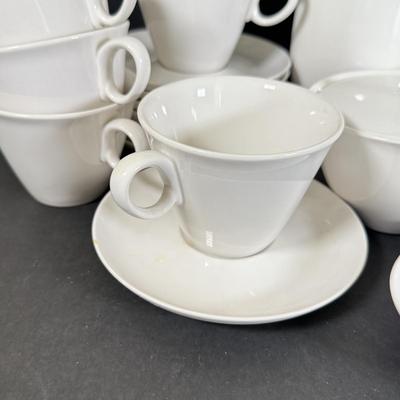 LOT 132K: Franciscan White Stone Wear Dishes