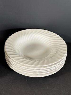 LOT 133K: Johnson Brothers Ironstone Dish Set