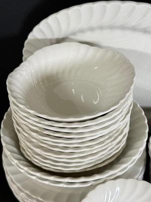 LOT 133K: Johnson Brothers Ironstone Dish Set