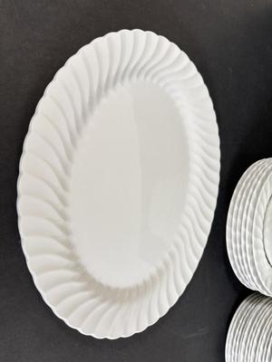 LOT 133K: Johnson Brothers Ironstone Dish Set
