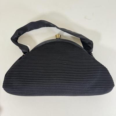 LOT 134L: Etienne Ager, Spain & USA Made Purses