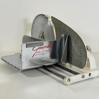 LOT 139K: Vintage General Slicing Machine Model 300