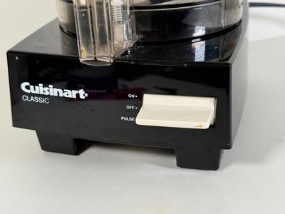 LOT 140K: Cuisinart Classic Food Processor w/ Accessories