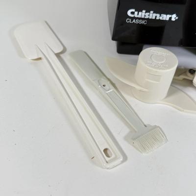 LOT 140K: Cuisinart Classic Food Processor w/ Accessories