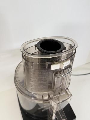 LOT 140K: Cuisinart Classic Food Processor w/ Accessories