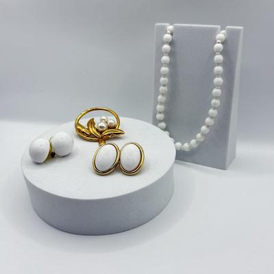 Sale Photo Thumbnail #180