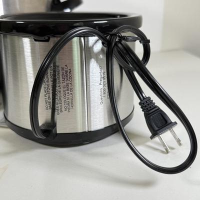LOT 181K: Crock Pot Slow Cooker & “Little Dipper” Warmer
