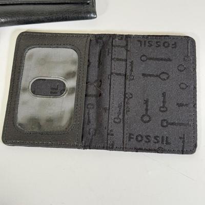 LOT 183L: Collection of Wallets: Leather, Guess, Fossil