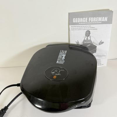 LOT 185K: George Foreman Grill GR10B & Toastmaster Waffle Maker 287