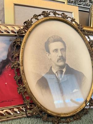 LOT 186D: Huge Collection of Vintage & Metal Photo Frames