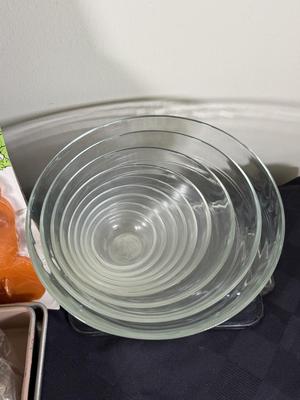 LOT 190K: Baking Collection: Durand Nesting Glass Mixing Bowls, Cookie Sheets & More