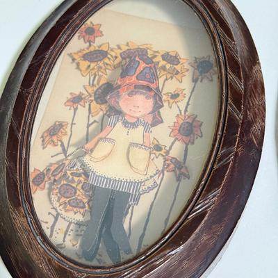 LOT 192K: Cute Cottage Core Wood Decor