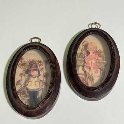 LOT 192K: Cute Cottage Core Wood Decor