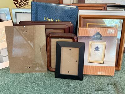 LOT 193D: Huge Photo Frame Collection