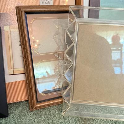 LOT 193D: Huge Photo Frame Collection