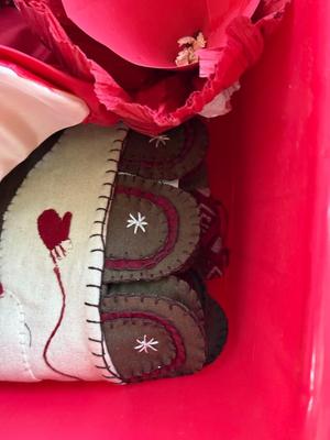 LOT 194P: Four Totes with Christmas Decor