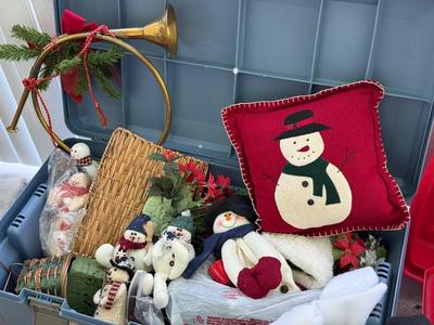 LOT 194P: Four Totes with Christmas Decor