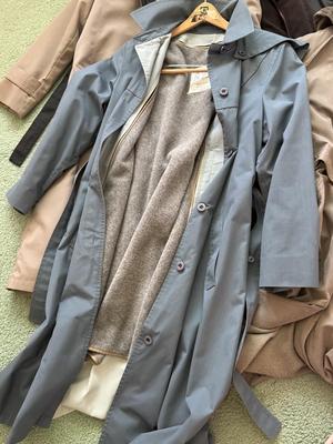 LOT 200L: Men’s Jackets: Fleet Street & London Fog