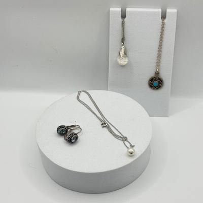 LOT 212J: 925 Sterling Silver Jewelry (11.38gtw) featuring Sterling Floating Opal Tulip Cap Pendant Necklace