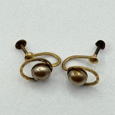 LOT 228J: Vintage Armco 10k Gold Screwback Earrings (1.78gtw)