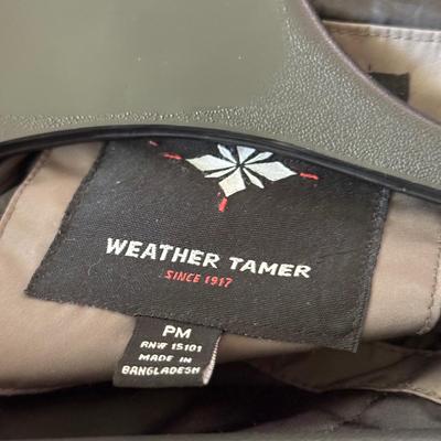 LOT 231L: Ladies’ Windbreakers & Jackets: Tally Ho, Charter Club, Fleet Street Ltd, London Fog, Totes