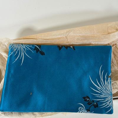 LOT 234L: Silk Bags w/ Jennifer Moore Suede Heels