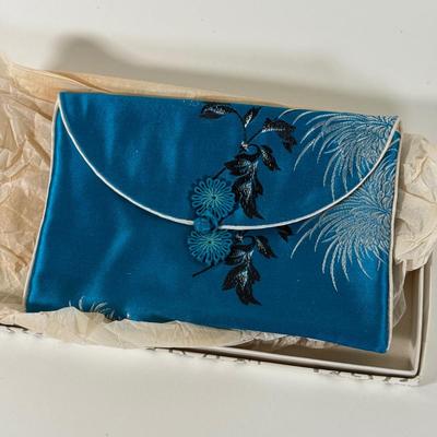LOT 234L: Silk Bags w/ Jennifer Moore Suede Heels