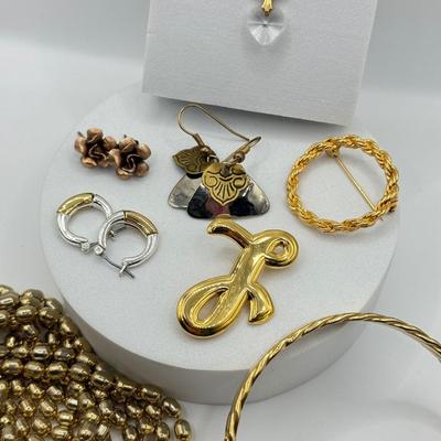 Sale Photo Thumbnail #379