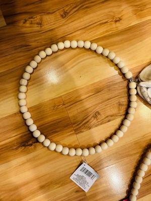 MISCELLANEOUS LOT OF RANDOM ITEMS