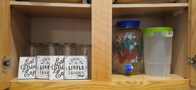 Kitchen Cabinet Lot – Glasses, Pitchers & Coasters