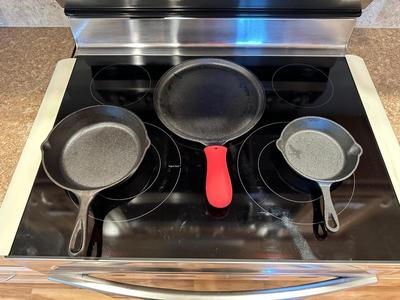 CAST IRON COOKWARE