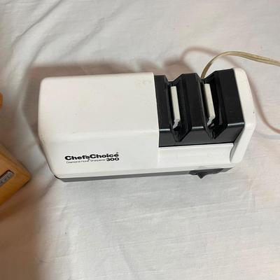 11 Piece KitchenAid Knife Block Set & Sharpener (DR-SS)