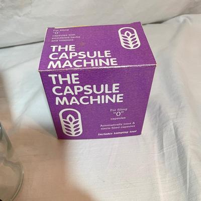 Apothecary Jars, Rack & Capsule Machine (LR-SS)