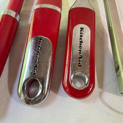 Red Cuisinart & KitchenAid Utensils & Stainless Gadgets (K-SS)