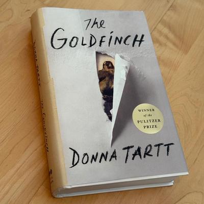 Hardcover Novels & Biographies, incl. Autographs & 1st Editions (D-HS)