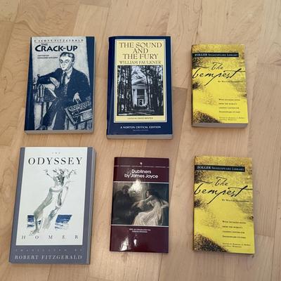 1st Edition J.D. Salinger & More Classic Novels (D-HS)