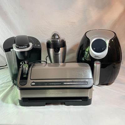 Air Fryer, Juicer, Food Saver & Keurig (DR-SS)