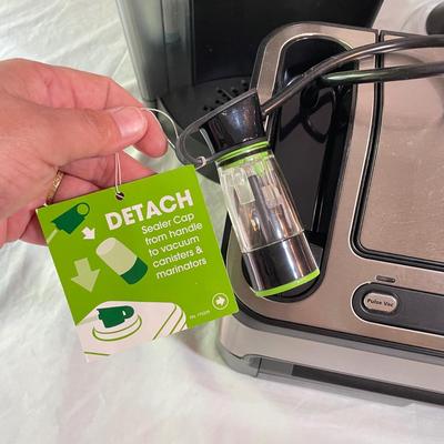 Air Fryer, Juicer, Food Saver & Keurig (DR-SS)
