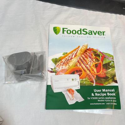 Food Saver with Vacuum Sealable Food Storage (K-SS)