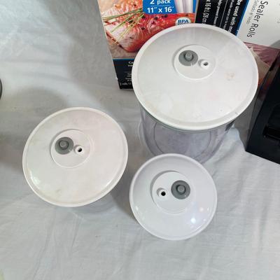 Food Saver with Vacuum Sealable Food Storage (K-SS)