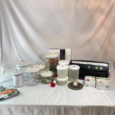 Food Saver with Vacuum Sealable Food Storage (K-SS)