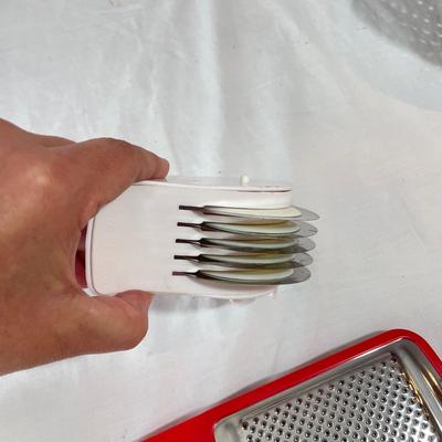 Manual Kitchen Gadgets (P-SS)