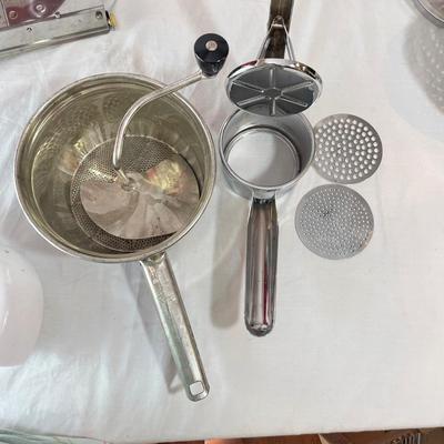 Manual Kitchen Gadgets (P-SS)