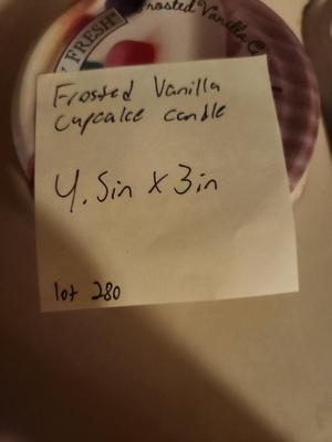 Frosted Vanilla Cupcake Candle