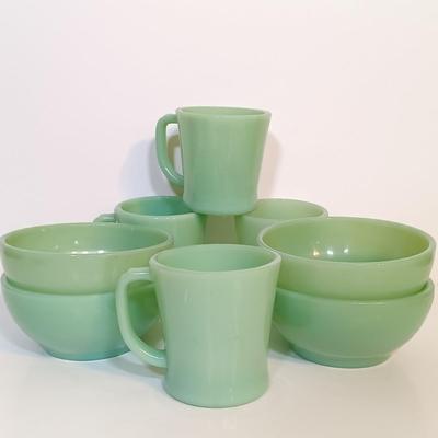 LOT 208: Fire King Jadeite Coffee Mugs and Chili Bowls