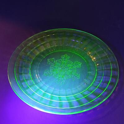 LOT 209: Uranium Glass Serving Platters (2) and Four Plates