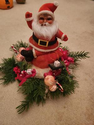 Waving Santa Decor