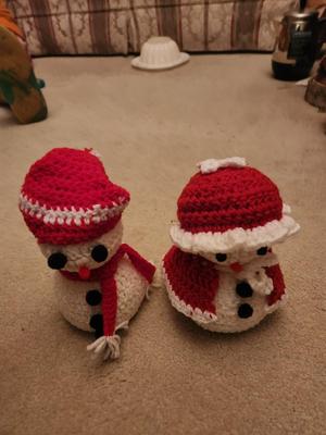 Crocheted Snowman Pair