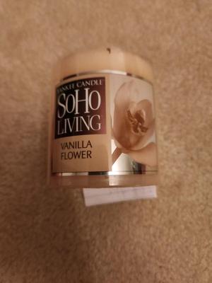 Vanilla Flower Scented Candle